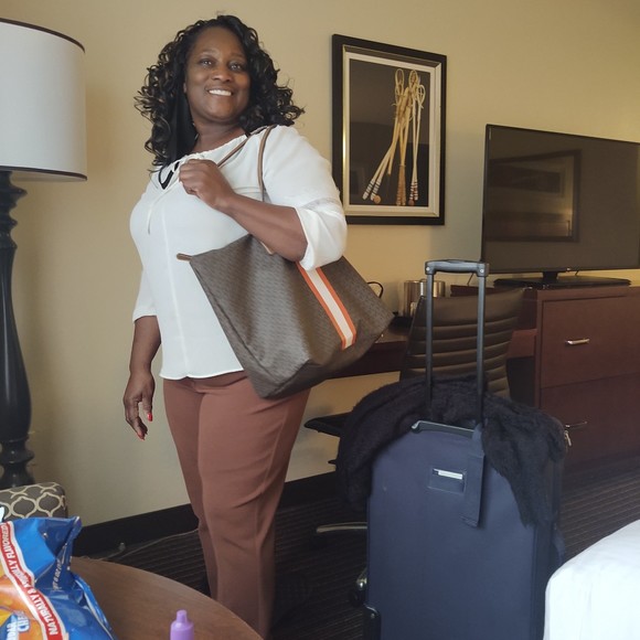 Meet your Posher, Posh - Picture 1 of 1